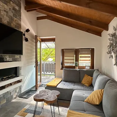 Limo Apartament