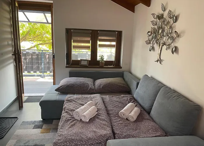 Apartament Limo *